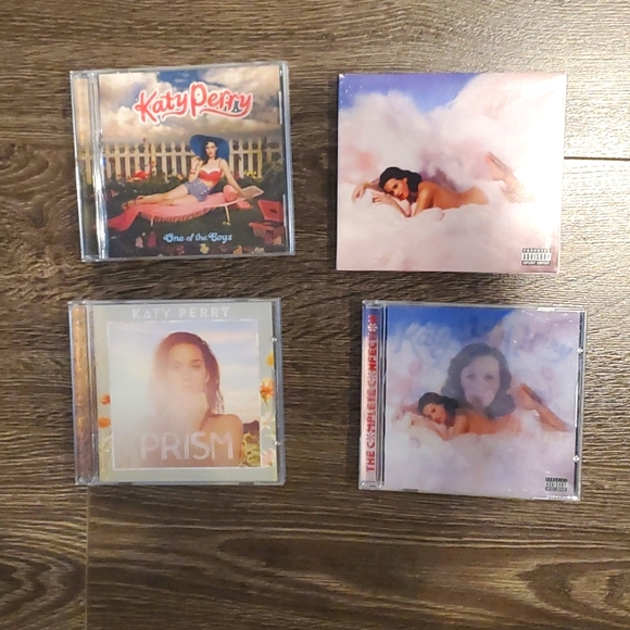🍭 Katy Perry CD Lot of 4 - Media - Picture 1 of 7